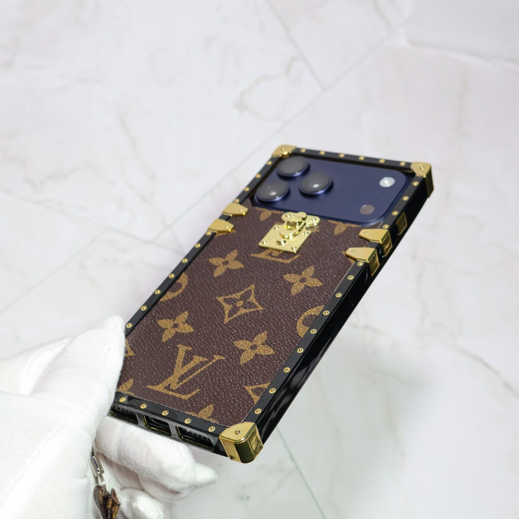 Trunk Style iPhone Case for 14-18 / Pro / Pro Max / Plus / Air