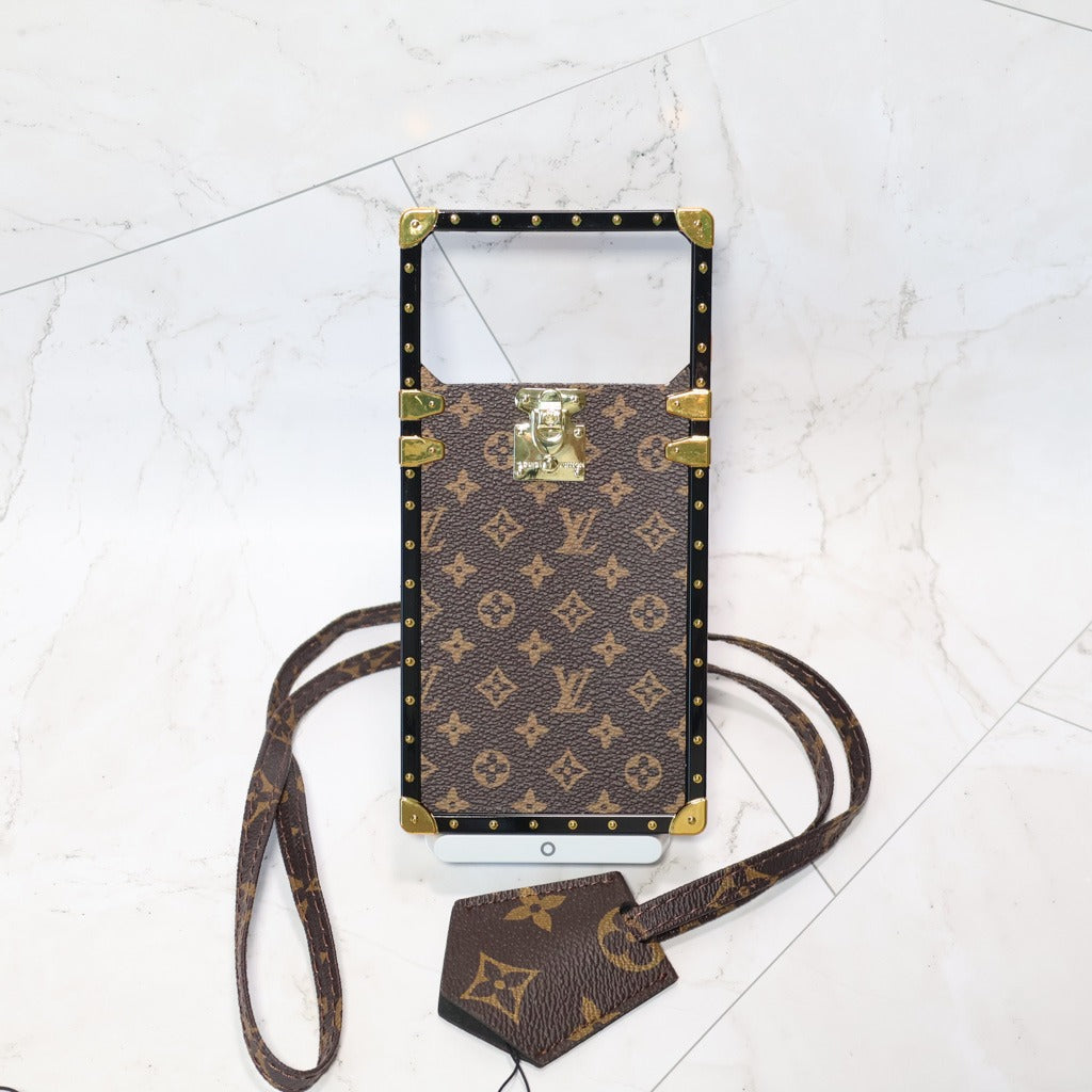 Trunk Style iPhone Case for 14-18 / Pro / Pro Max / Plus / Air
