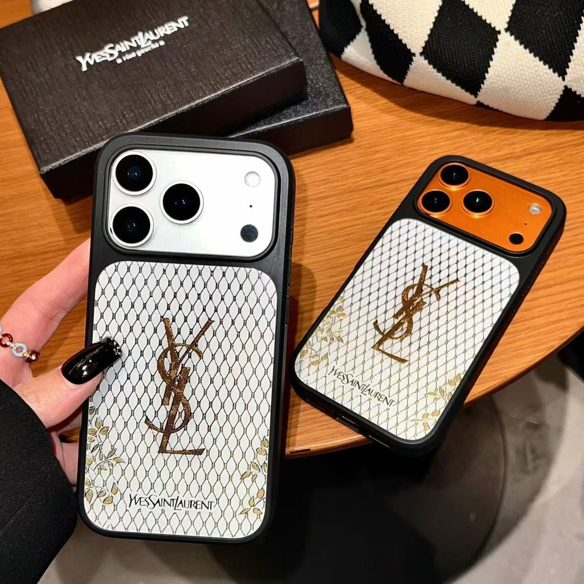 Phone Case Gilded Style for iPhone 14-18 / Pro / Pro Max