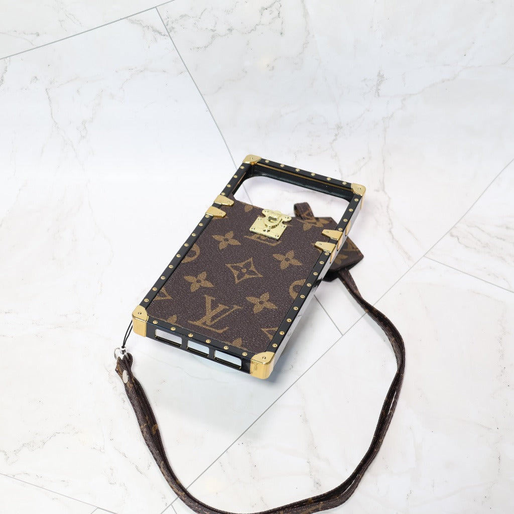 Trunk Style iPhone Case for 14-18 / Pro / Pro Max / Plus / Air