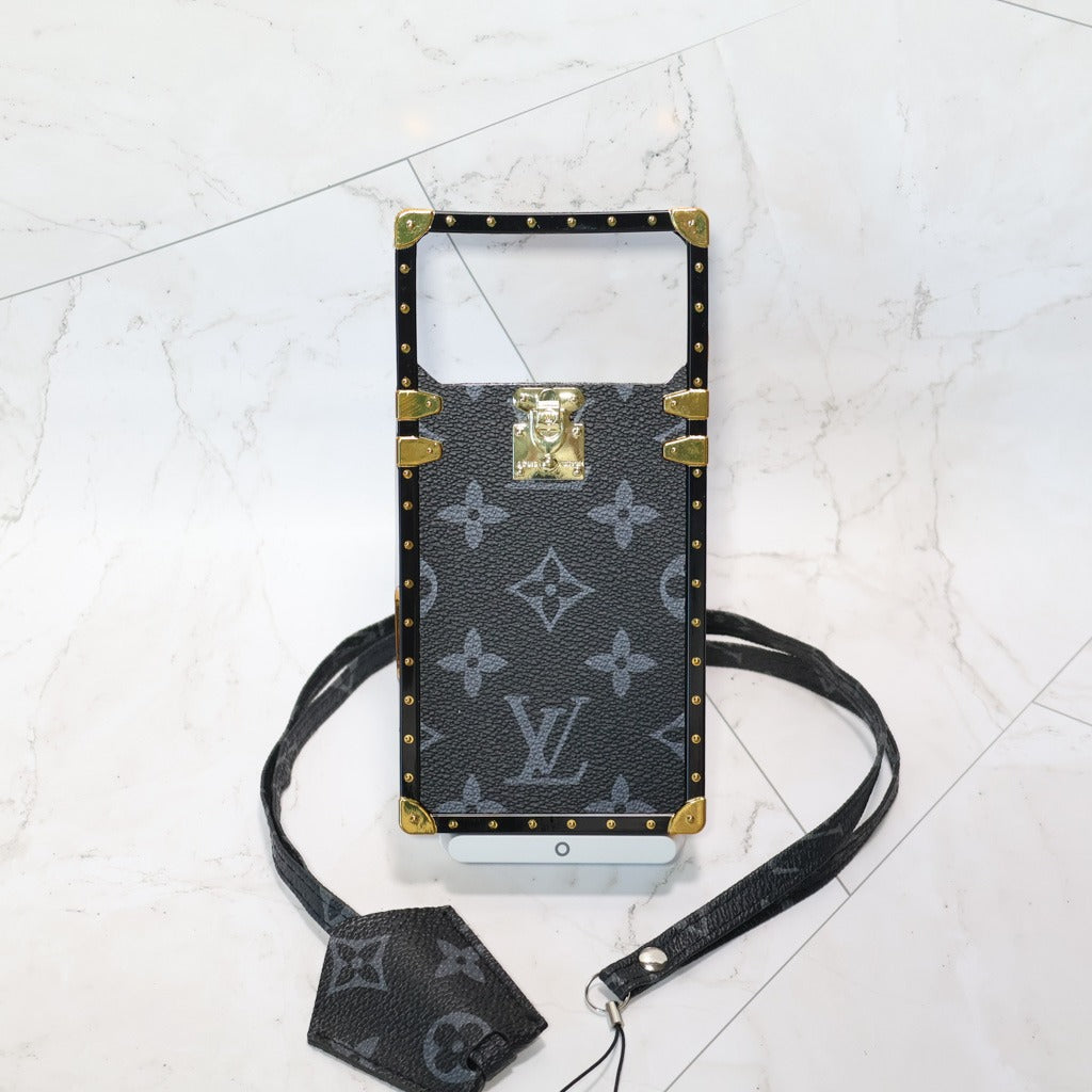 Trunk Style iPhone Case for 14-18 / Pro / Pro Max / Plus / Air