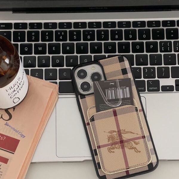 Burberry Style iPhone Case for 18 Pro Max Series